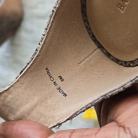 Banana Republic Women's Snakeskin Heels Mob Wife Elegant Feminine - Picture 9 of 12